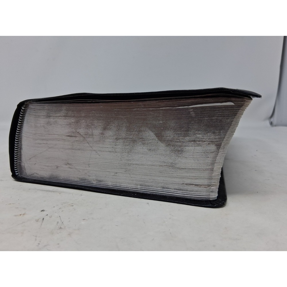 NIV Life Application Study Bible, 3rd Edition, Bonded Leather Black,  Large Txt - Picture 4 of 14